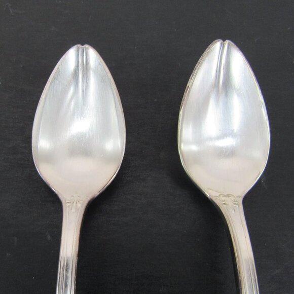 Reed & Barton Pompeian Greek Key & Scrollwork Design Dessert Fork Lot of 4 Vntg - Picture 4 of 12